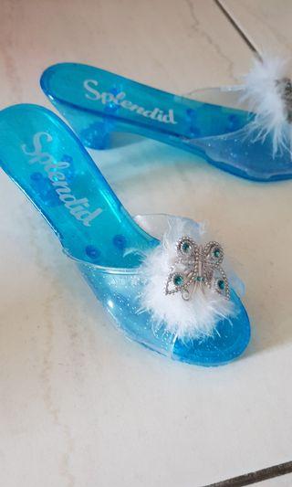 出清撿便宜~九成新塑膠製冰雪奇緣艾莎公主舞鞋 鞋內長19cm