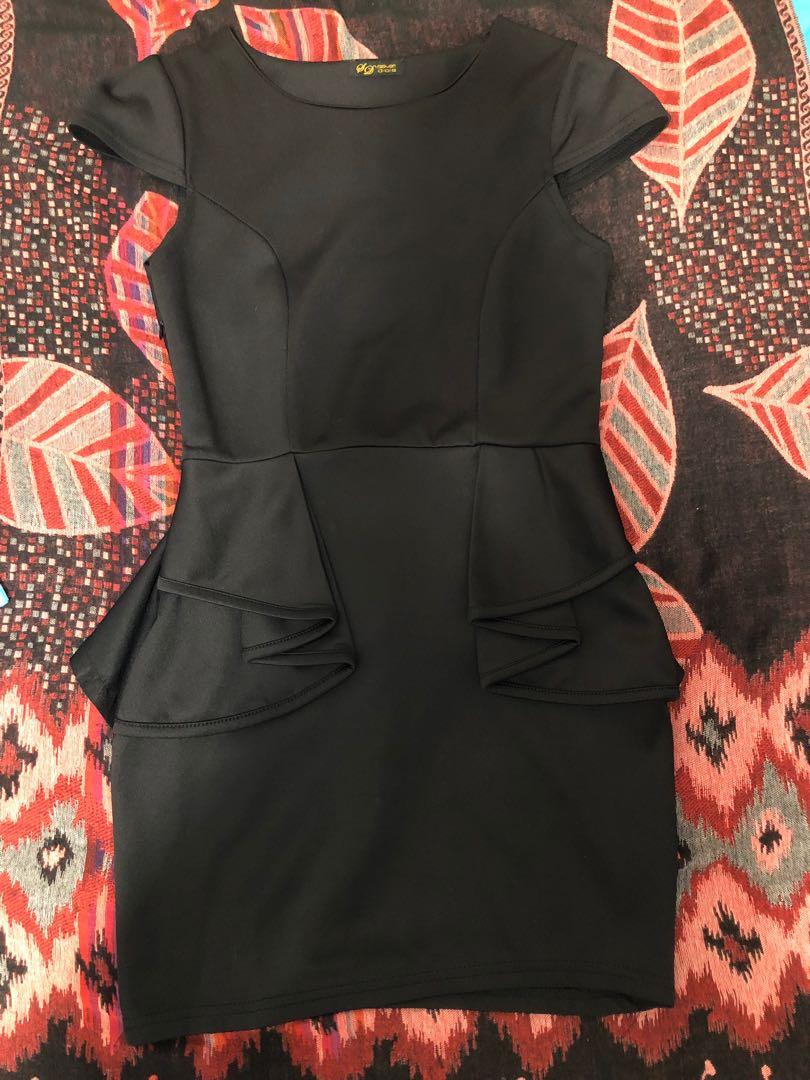 Black Dress / Office Dress (Category: Dresses) located in San Juan City. Submitted by am_001 (Listing ID 234989417, Image 2). Description: Not the cheap type. Fabric is thick and can be stretched a bit. Very flattering when worn! 😍😍 RFS: I have decided to work from home! 😂🌟 PM me your offers! ♥️.
