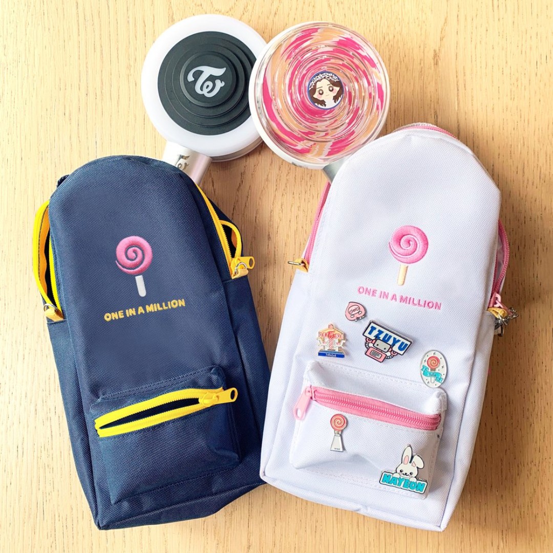Closed Twice Candy Bong Z Pouch Entertainment K Wave On Carousell