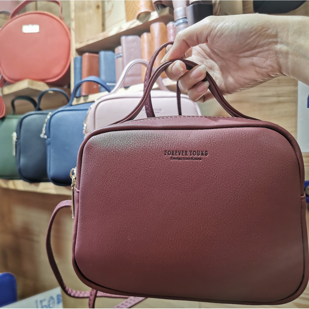 Forever young brand bags top
