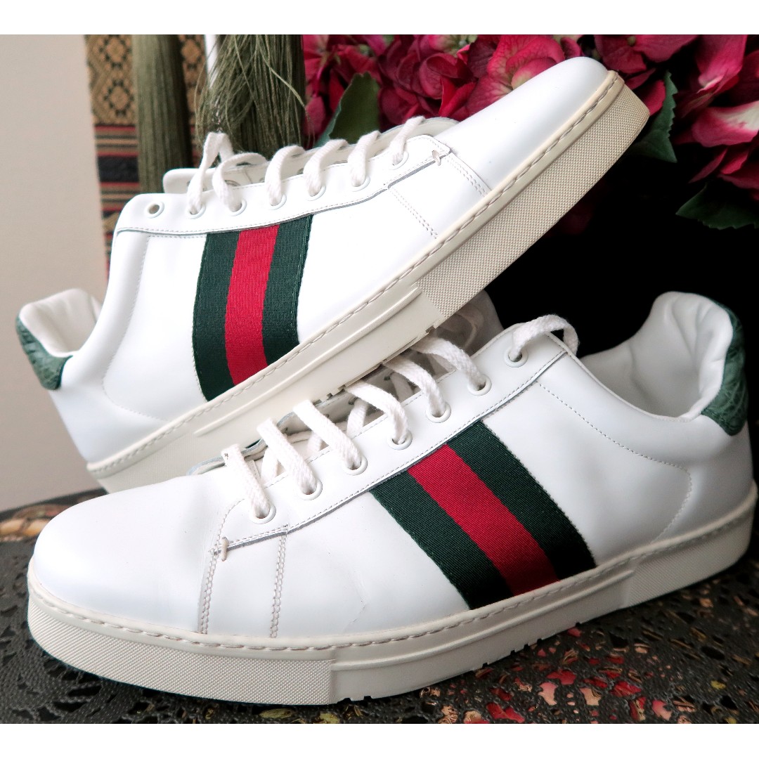 gucci ace signature sneakers