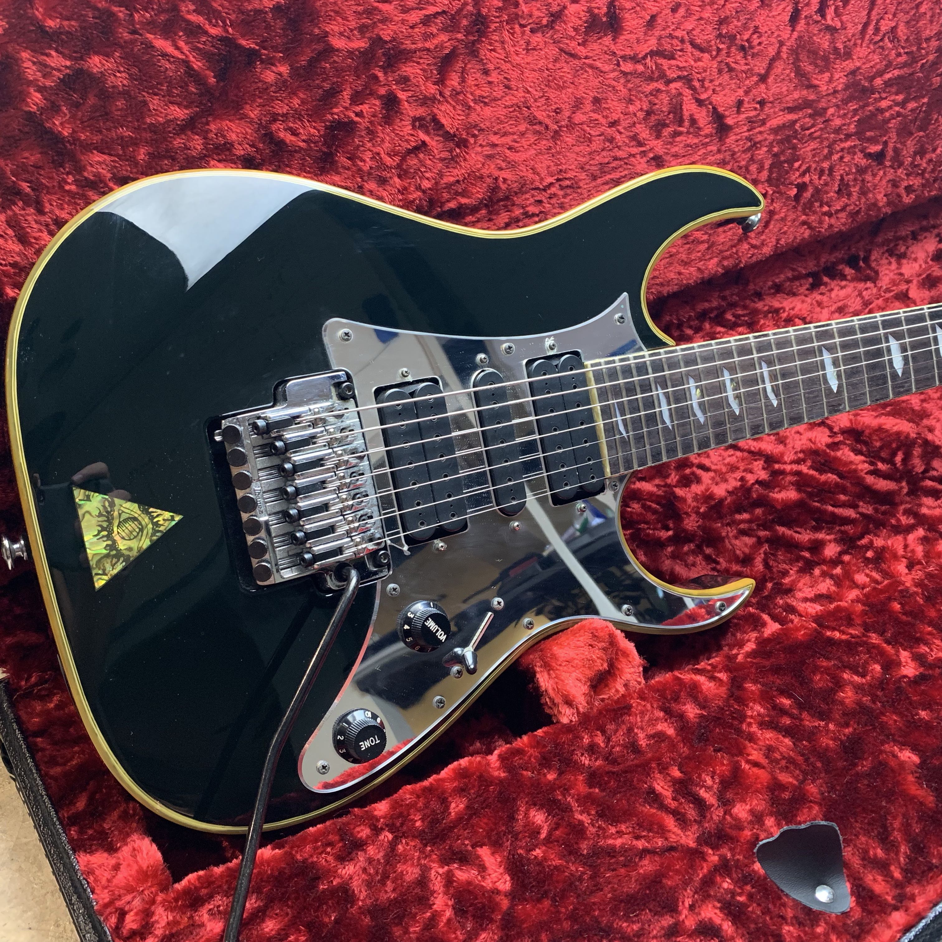 Ibanez JEM UV777, Hobbies & Toys, Music & Media, Musical