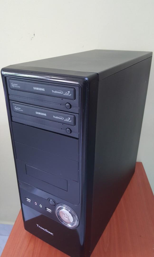 Intel desktop computer (Category: Desktops) located in Kuala Lumpur. Submitted by avenuebay (Listing ID 235038011, Image 2). Description: Intel dual core E5500, asus mainboard, dvrw x2 , 4gb kingston ram, 320gb hdd Tested Working condition, Best price at marker Windows 7.