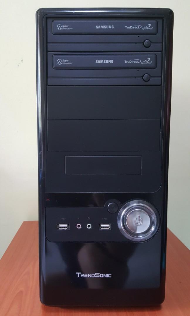 Intel desktop computer (Category: Desktops) located in Kuala Lumpur. Submitted by avenuebay (Listing ID 235038011, Image 1). Description: Intel dual core E5500, asus mainboard, dvrw x2 , 4gb kingston ram, 320gb hdd Tested Working condition, Best price at marker Windows 7.
