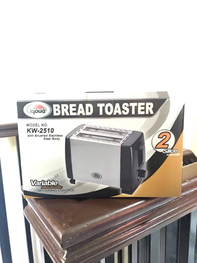 Kyowa Bread Toaster (Category: Bakeware) located in Quezon City. Submitted by poleng08 (Listing ID 235037792, Image 1). Description: • Reasonable price • Lazada price: Php 1,100.