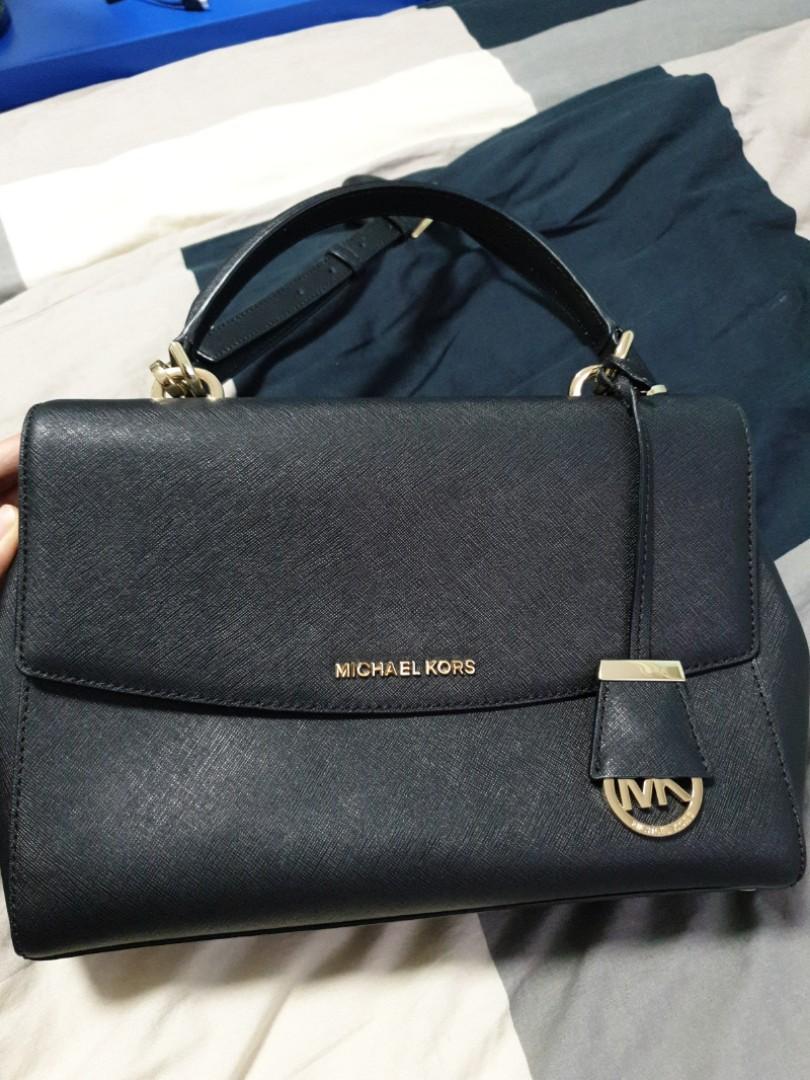 michael kors ava medium black