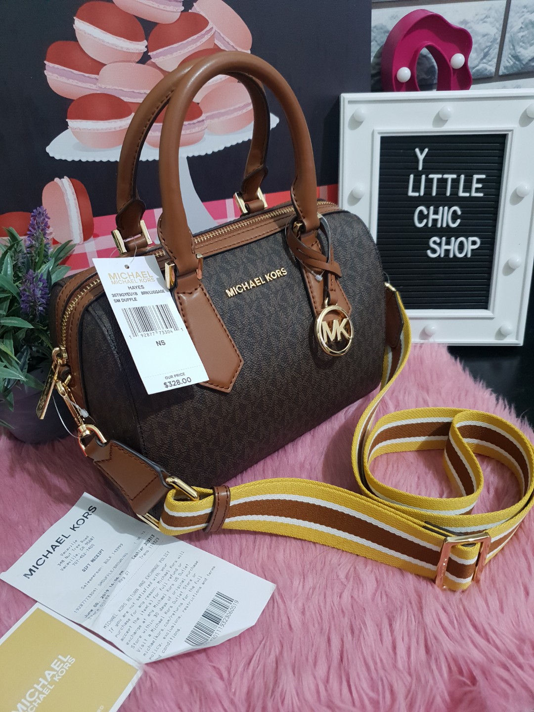 Michael kors small hotsell hayes duffle bag