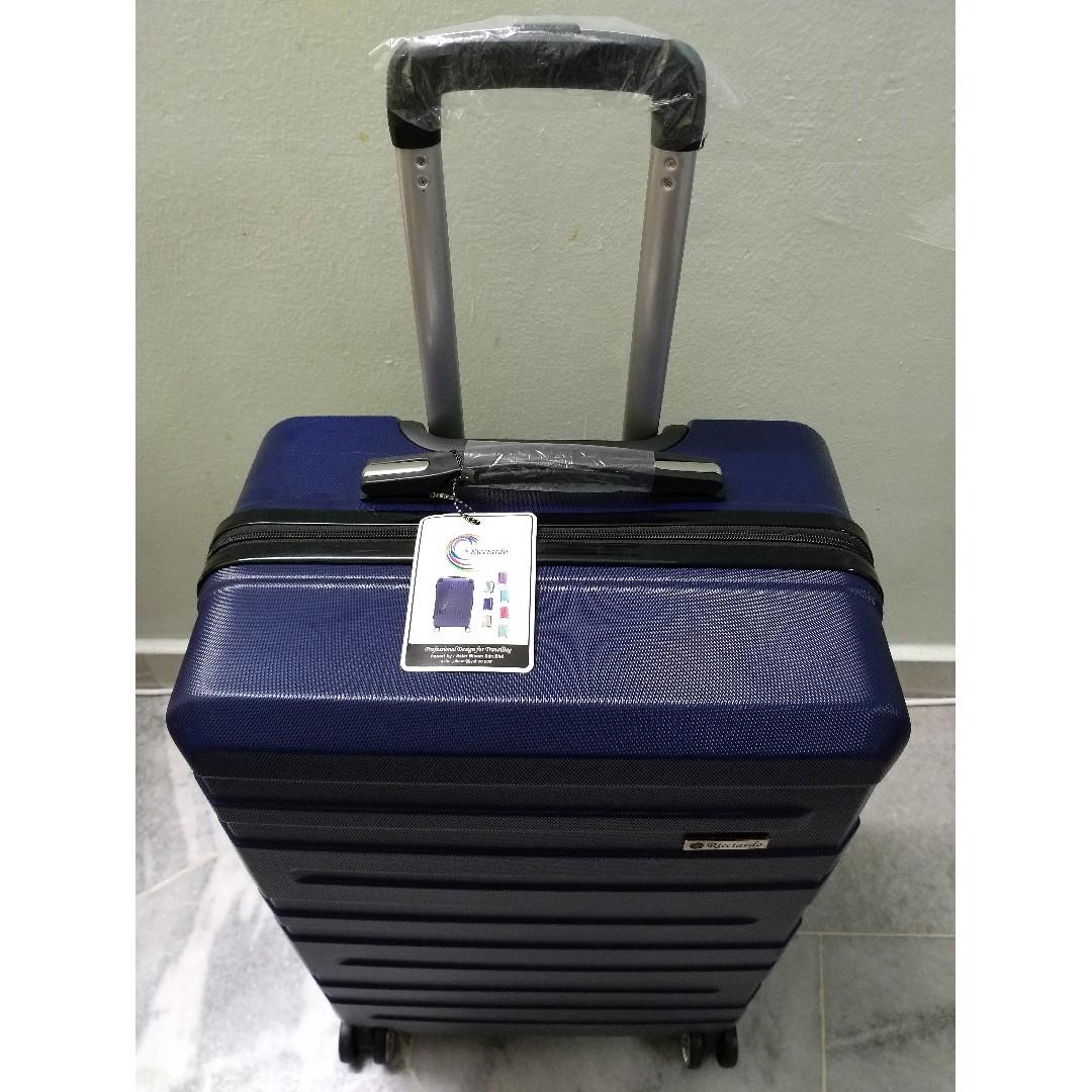 ricciardo luggage price