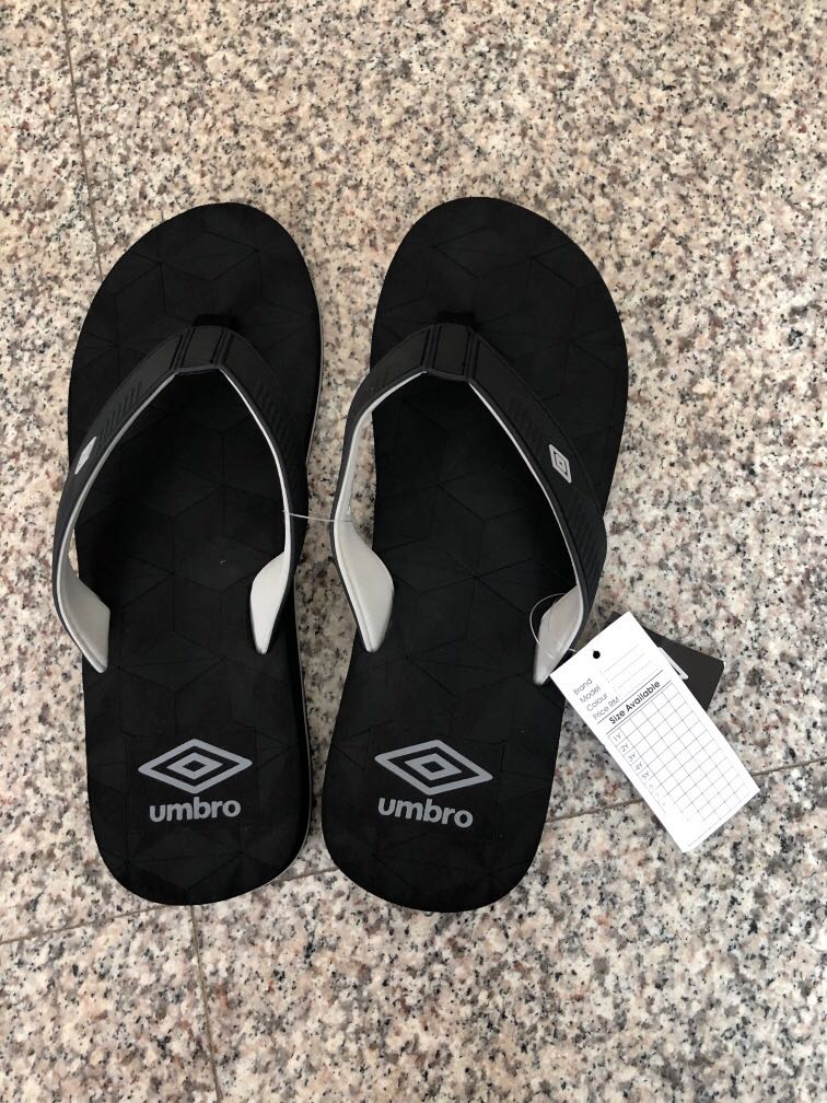 umbro brand slippers