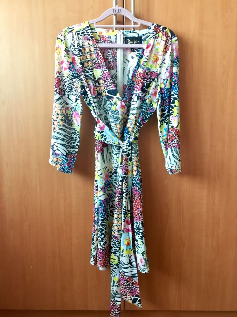 Yumi Kim Faux Wrap Silk Dress, Women's Fashion, Muslimah Fashion ...