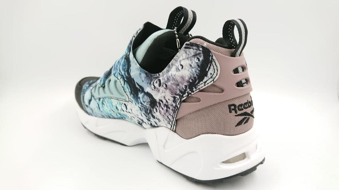 reebok insta pump moon landing