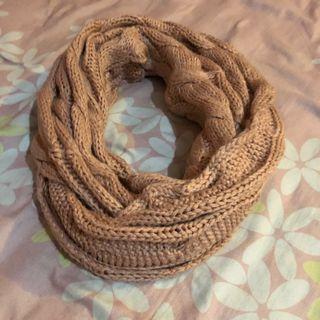 Shawl / scarf / neck warmer
