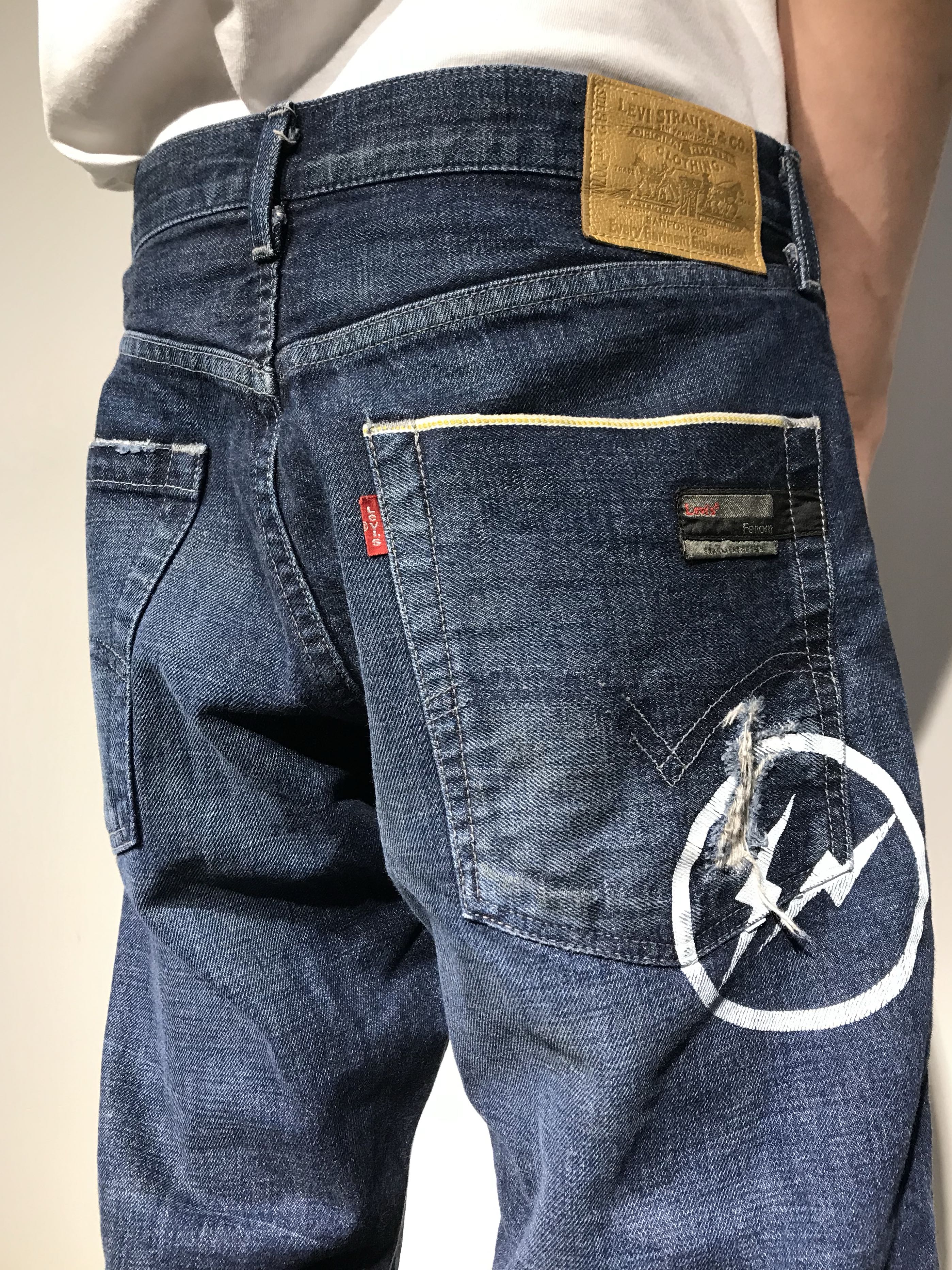 絕版珍藏Levi's Fenom Gold Package Crush ( 破壞四代）, 男裝, 褲 