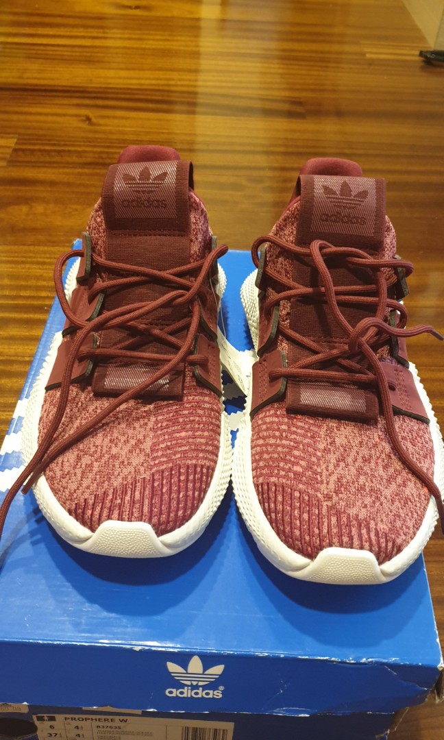 addidas ladies sneakers