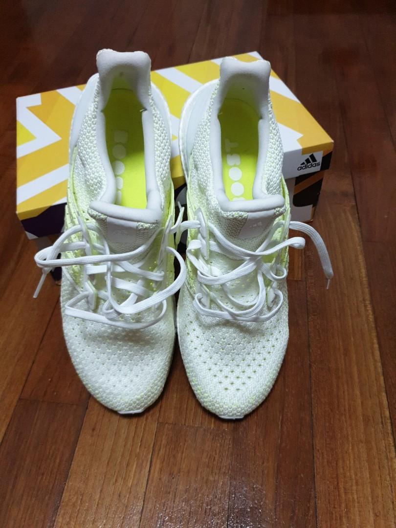 Ultra boost clima discount white solar yellow