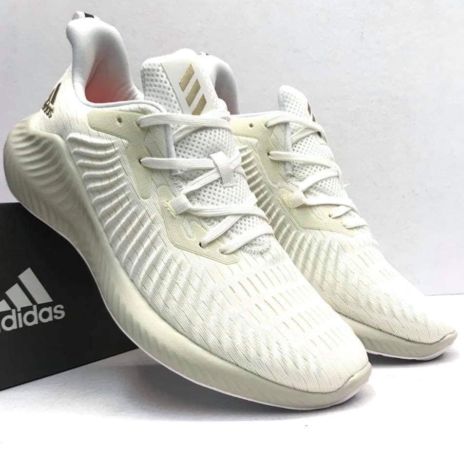 ALPHABOUNCE 2019 White OEM Men s Fashion Activewear on Carousell