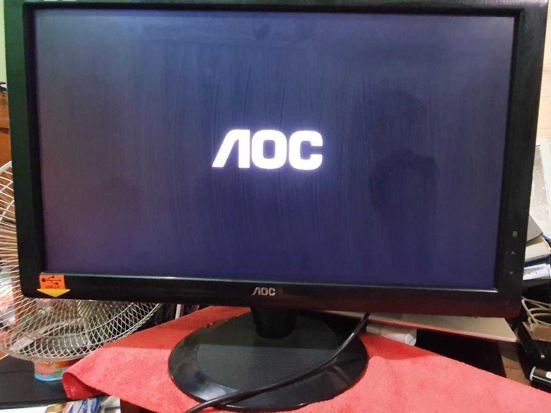 AOC LCD Monitor, Computers & Tech, Parts & Accessories, Monitor Screens