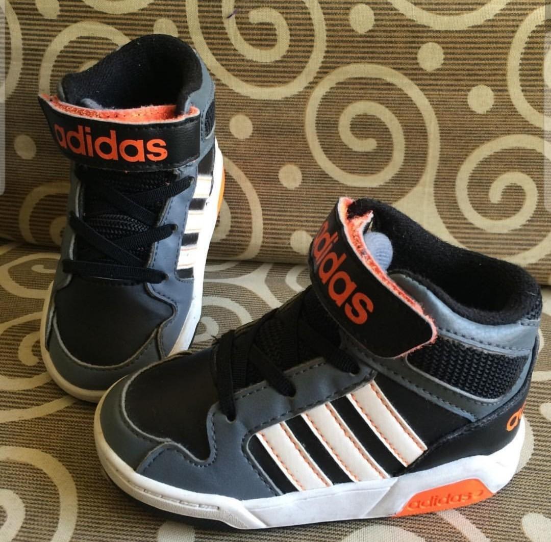 Auth Adidas size 6k or 12.5cm, Babies 