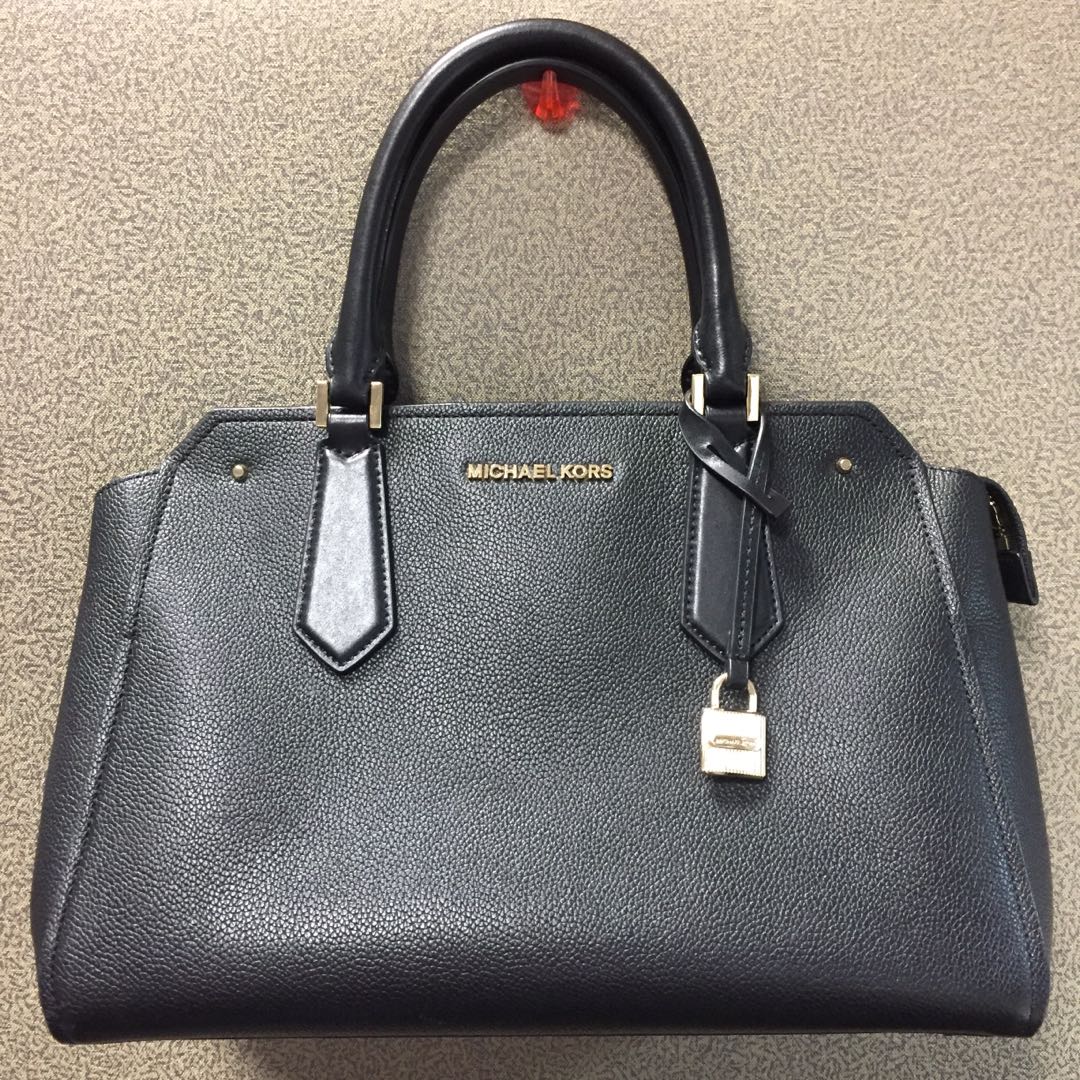 michael kors hayes satchel
