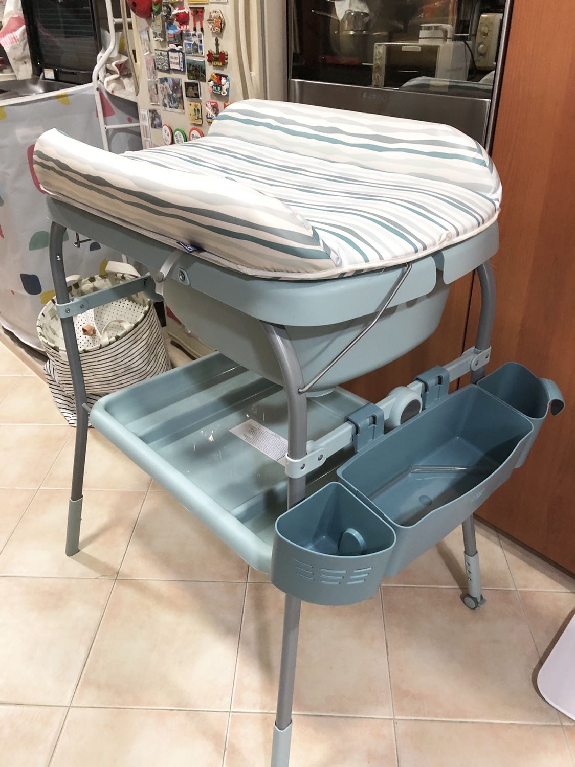 Chicco Cuddle Bubble Baby Bath Changer.Chicco Cuddle Bubble Comfort Baby Bathtub Changing Table Babies Kids Cots Cribs On Carousell