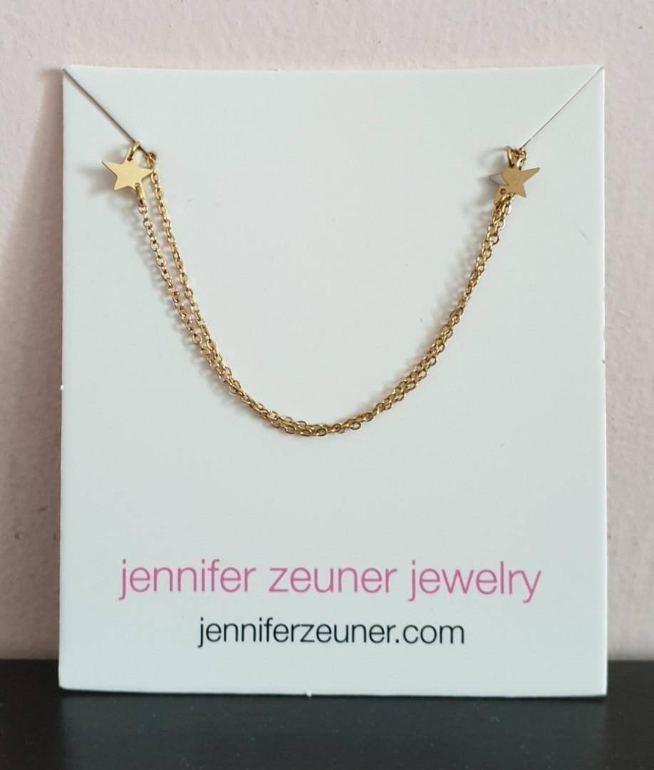 Jennifer zeuner top necklace star