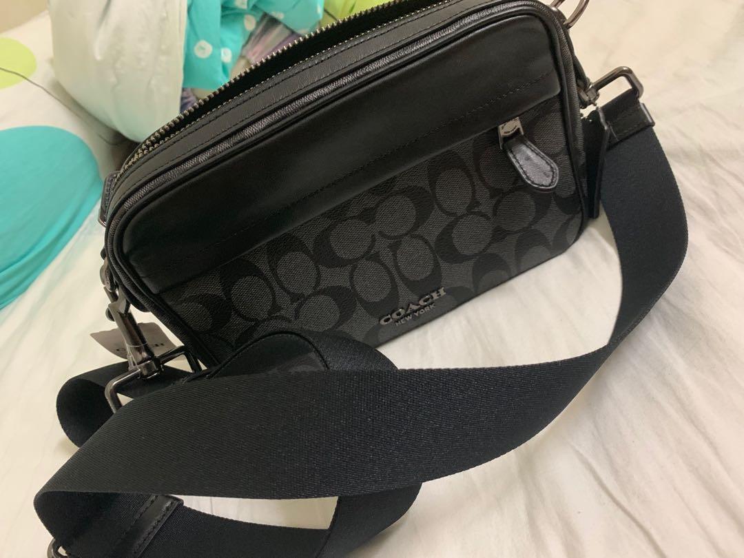 coach graham crossbody in signature canvas