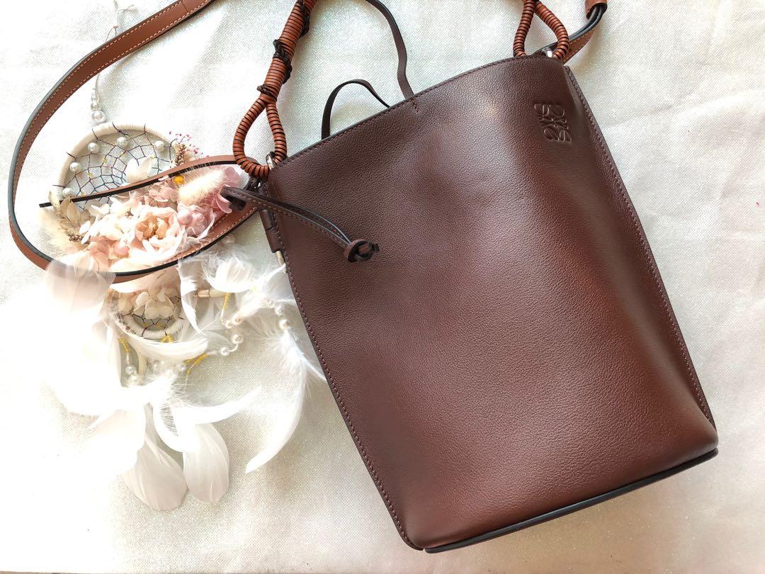 loewea Gate Bucket Handle Bag Carousell