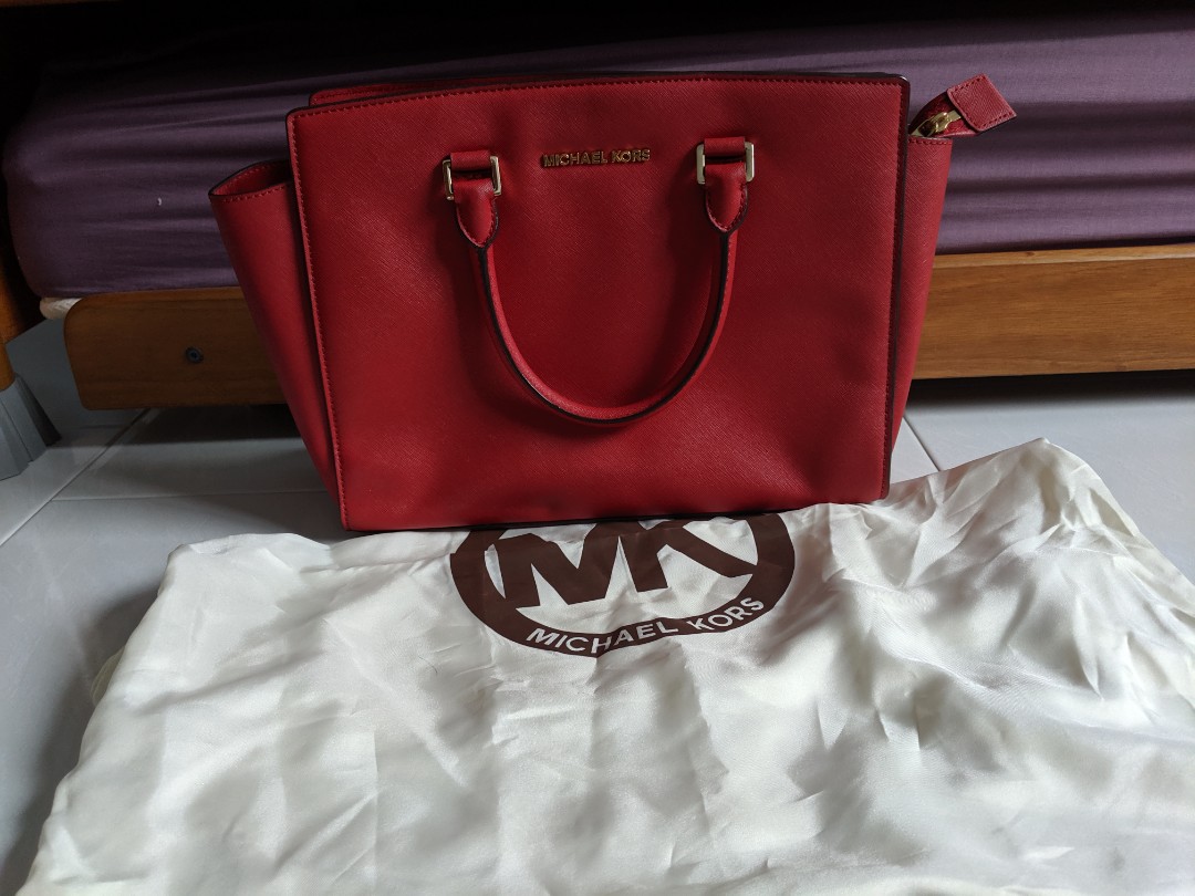 Michael kors trapeze bag shop