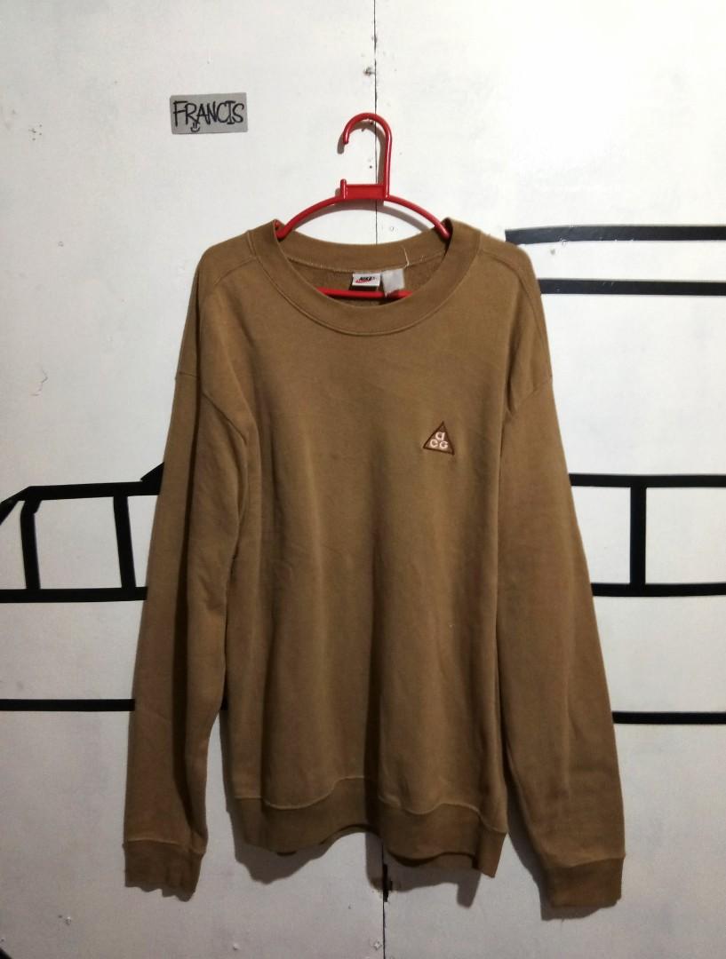 acg crewneck