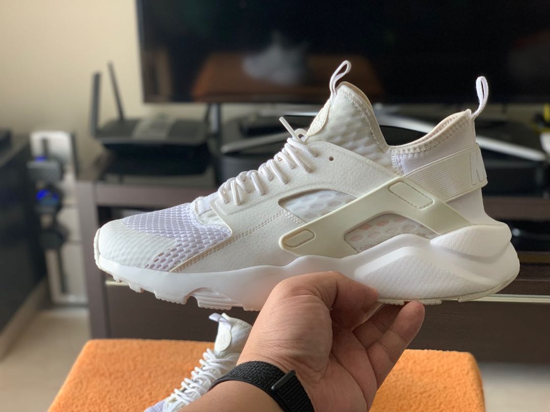 Nike air huarache ultra triple white outlet