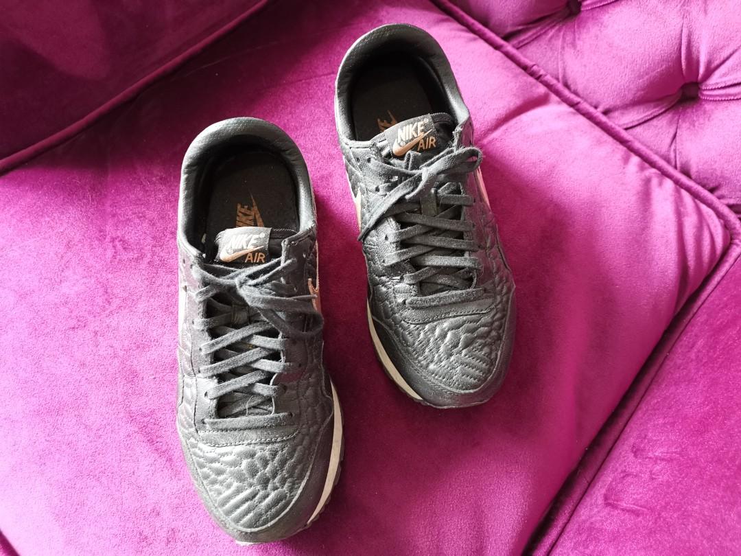 Air pegasus black + rose gold sneakers top