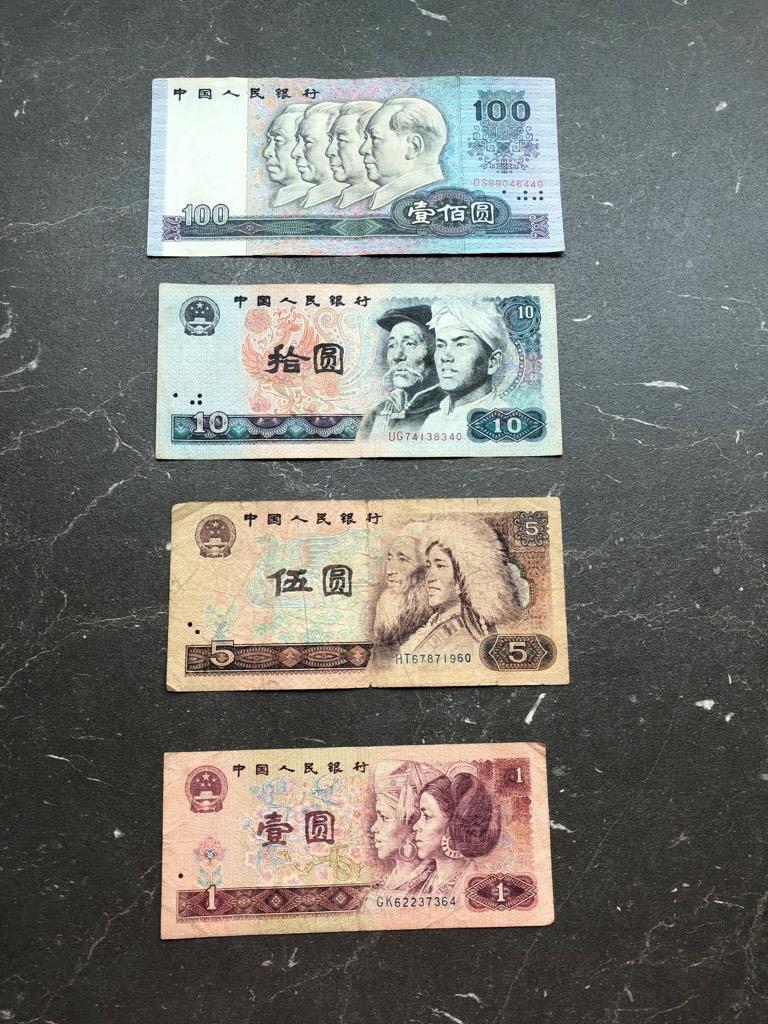 Old Notes (Category: Currency) located in Singapore. Submitted by joceez (Listing ID 235204328, Image 1). Description: Have a total of 3 sets for this Do chat me up if interested!.