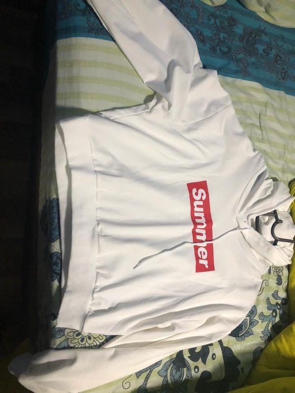 Supreme hoodie 2025 crop top