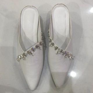 KISOO - white sandals