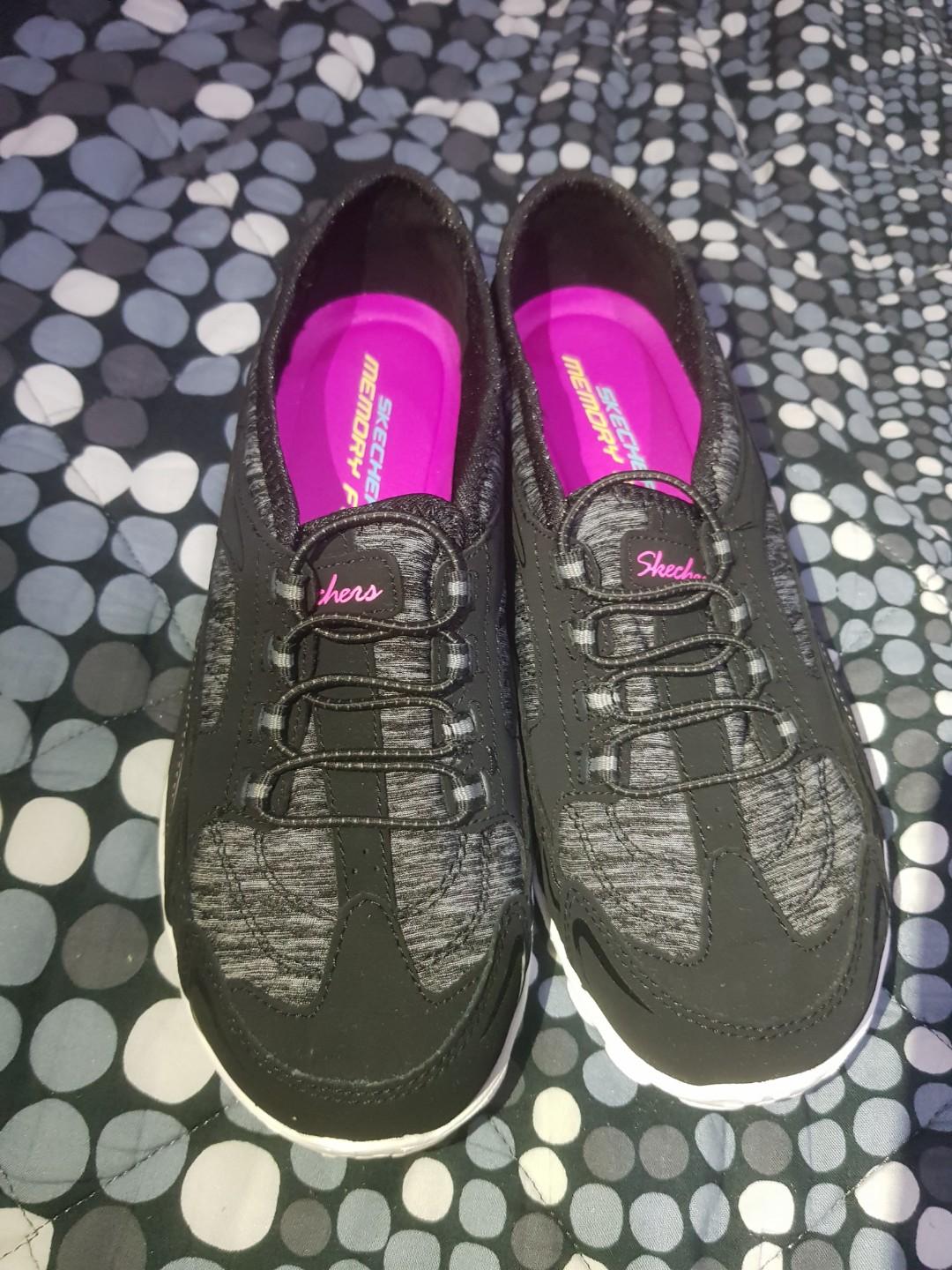 skechers memory foam womens slip on