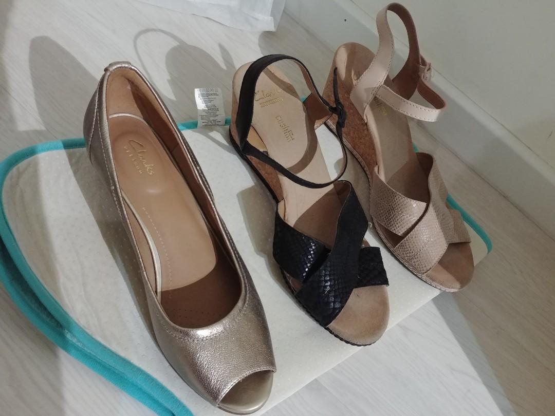 Clarks cushion soft ladies shoes best sale