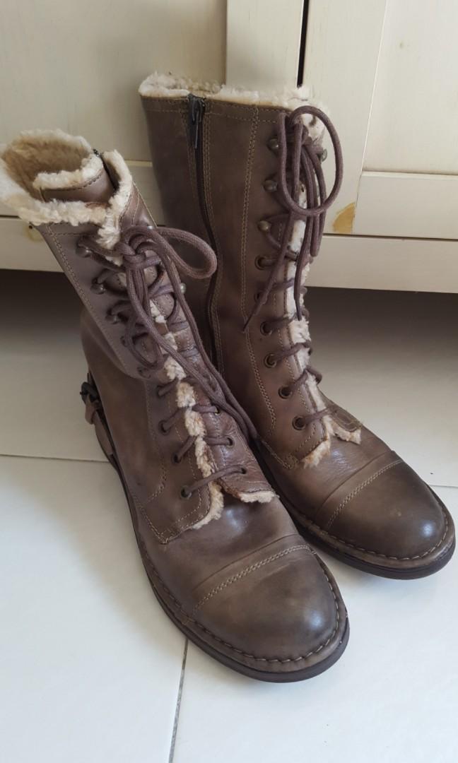 ladies winter boots clarks