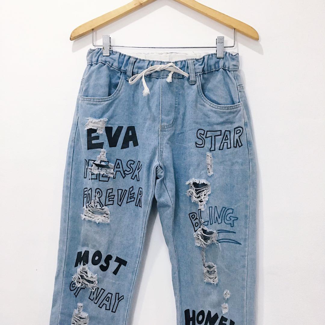 relaxed fit mid rise jeans