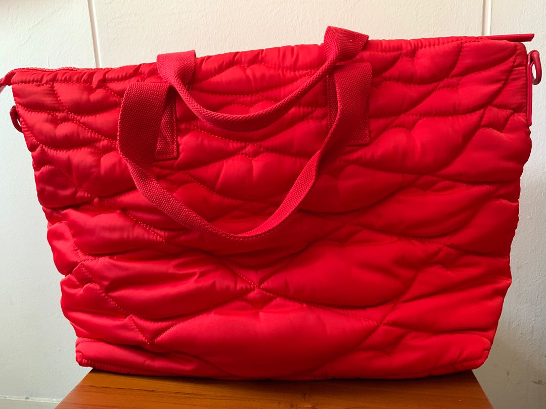 lulu guinness quilted lips bag