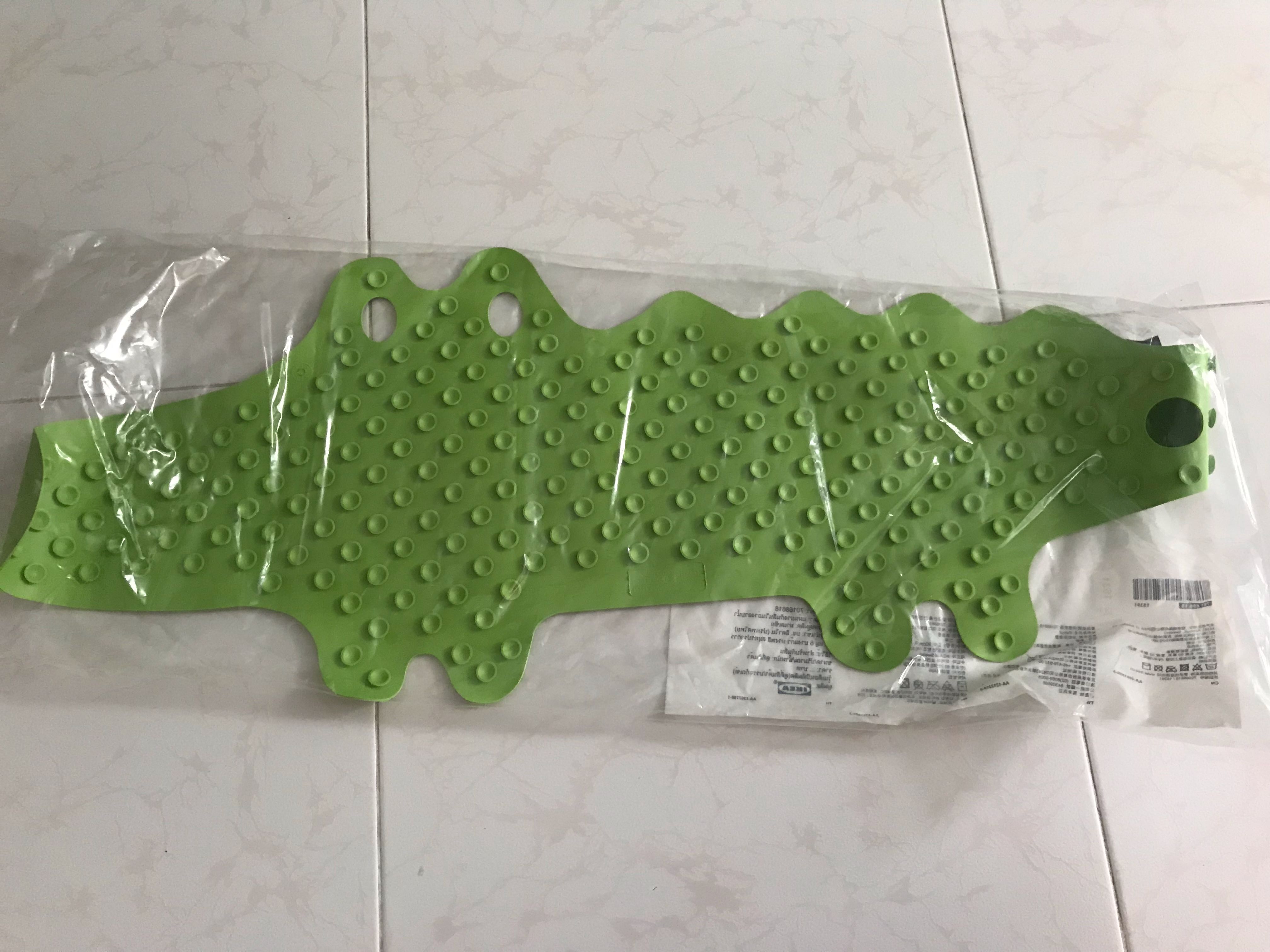 Ikea crocodile bath mat, Beauty & Personal Care, Bath & Body, Bath on