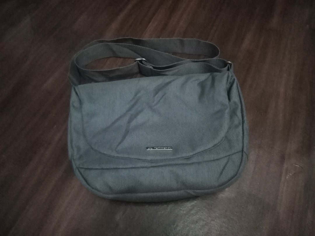 Kathmandu discount sling bag