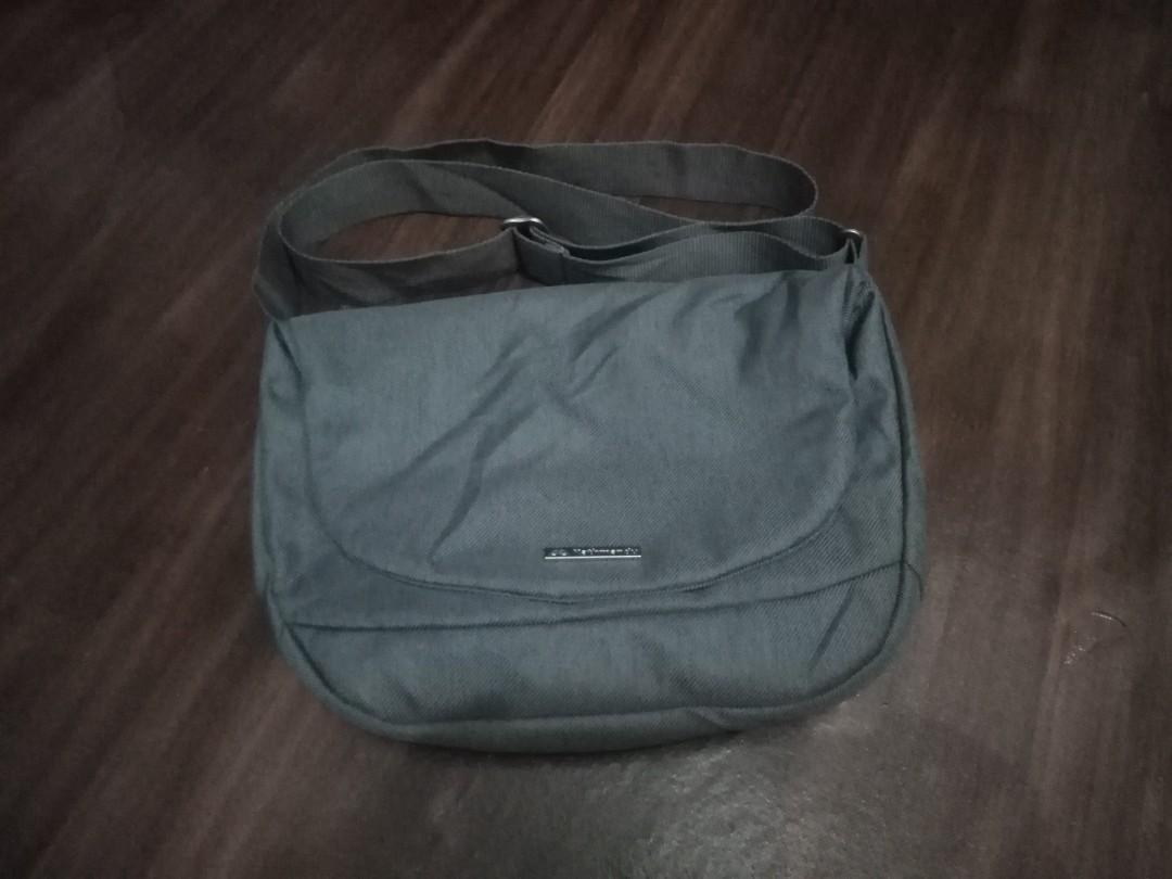 kathmandu sling bag