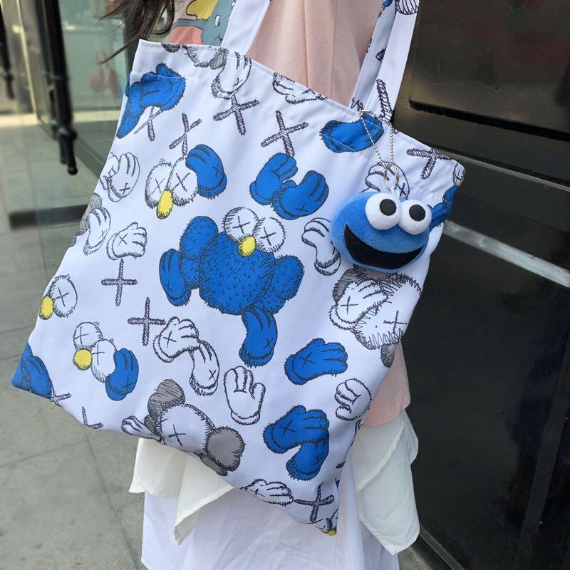 KAWS tote bag with keychain