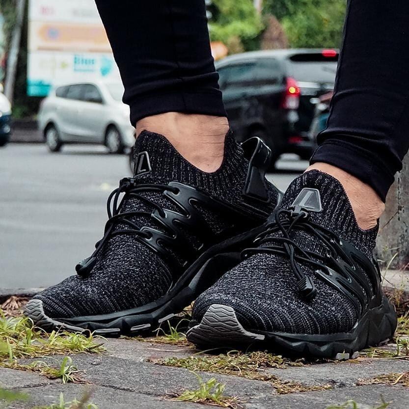 League Kumo Racer Crafted Knit Fesyen Pria Sepatu Sneakers Di Carousell