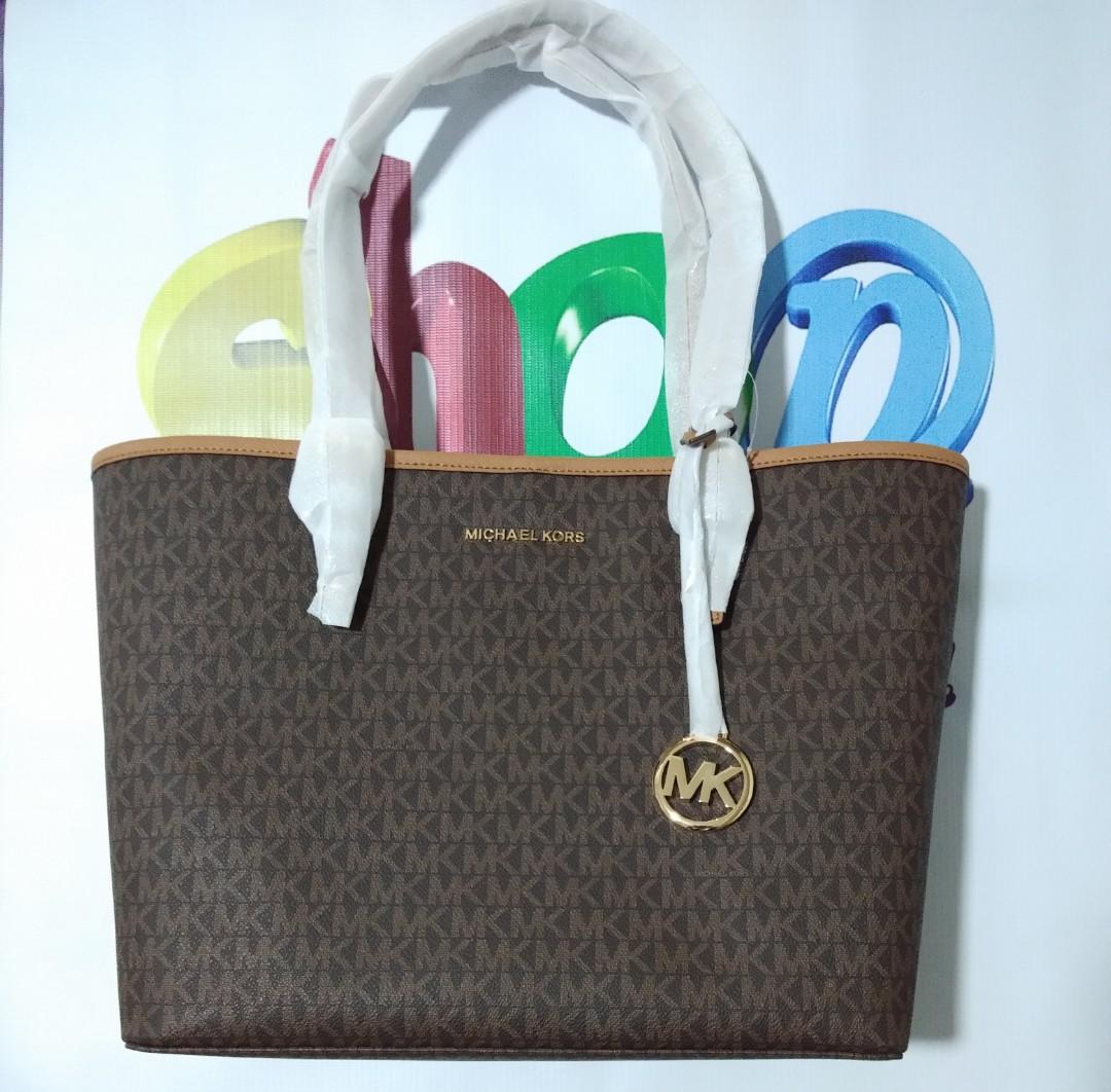 MICHAEL KORS MK Logo PVC Jet Set Travel Medium Carryall Tote Bag - Brown/Acorn,  Women's Fashion, Bags & Wallets, Tote Bags on Carousell
