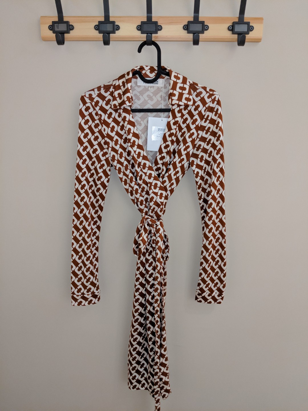 Dvf chain discount wrap dress