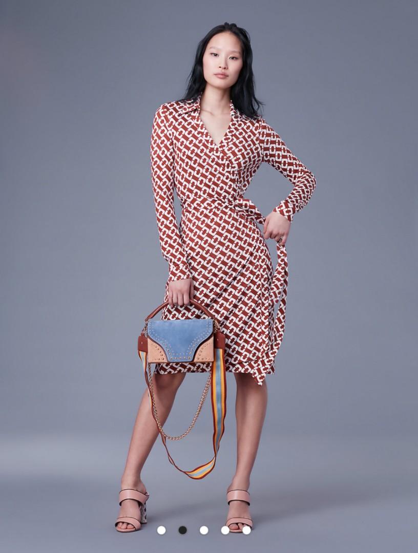 Dvf chain cheap link wrap dress