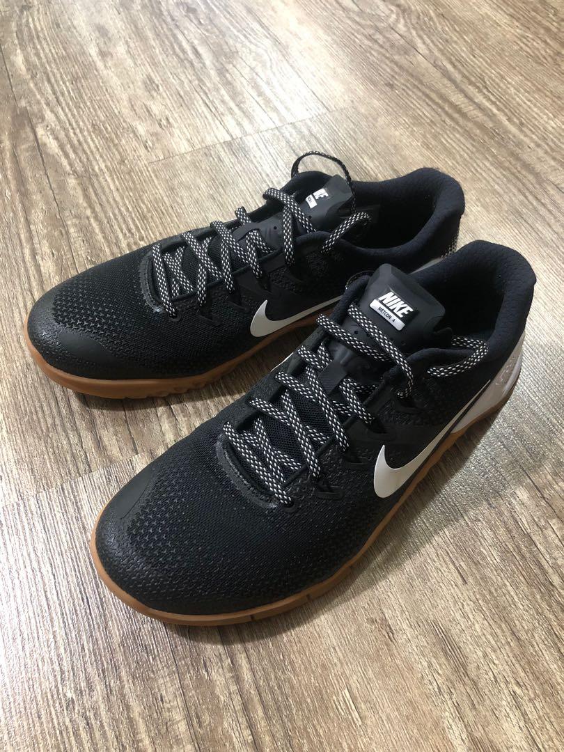Metcon 4 gum sole top