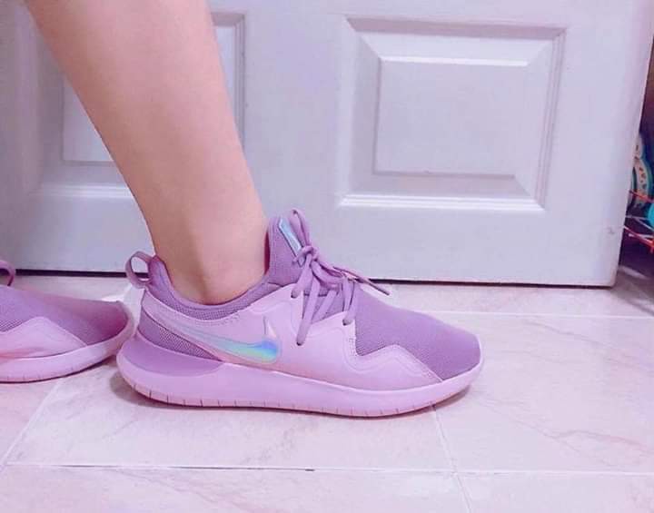 nike tessen purple