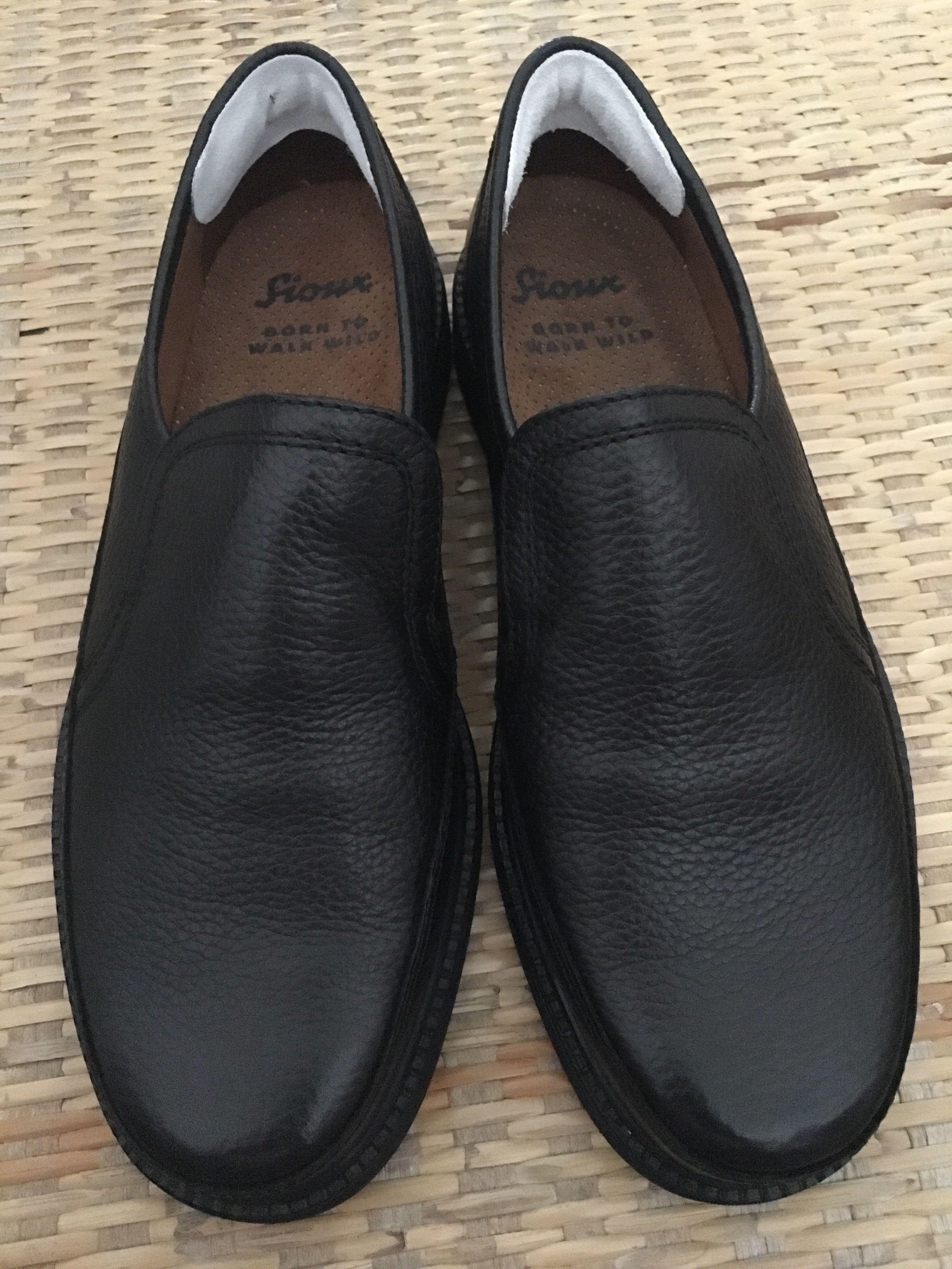 Original Brand New SIOUX Born to Walk Wild Leather Shoes - Size 8 1/2,  Men's Fashion, Footwear, Dress shoes on Carousell